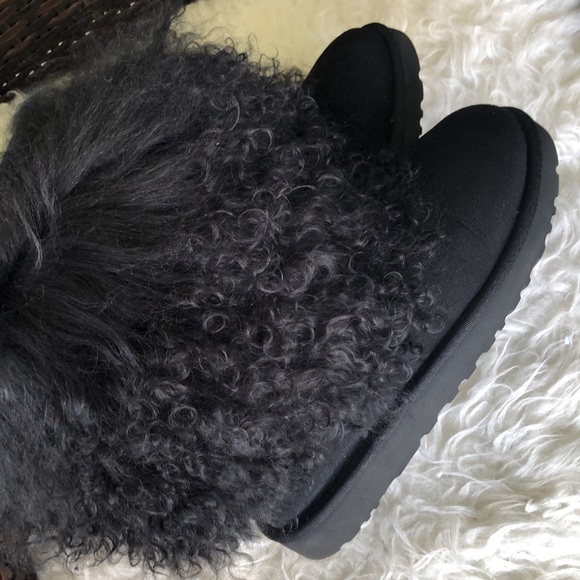 Ugg Women's Twinface Mongolian Sheepskin Cuff Boots - Picture 14 of 16